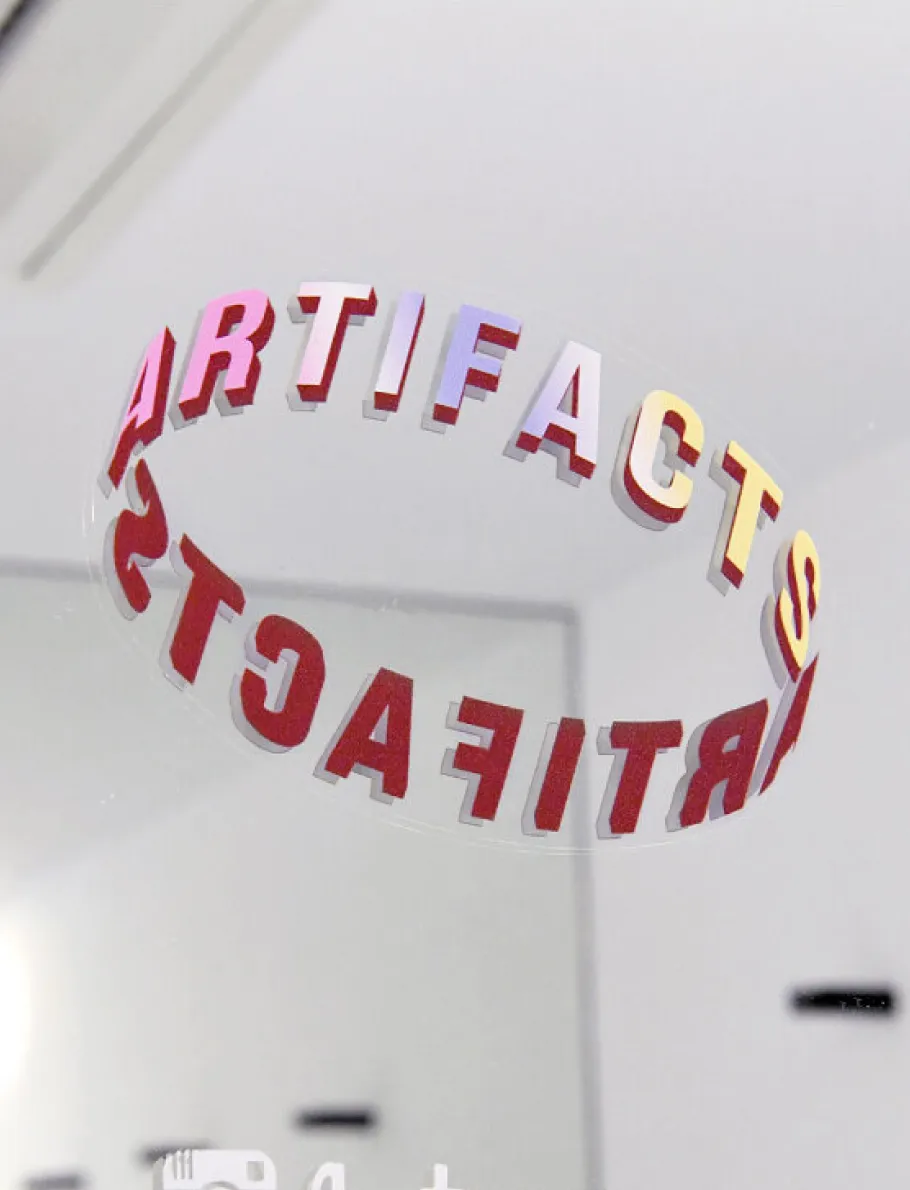 ARTIFACTS 10 Window