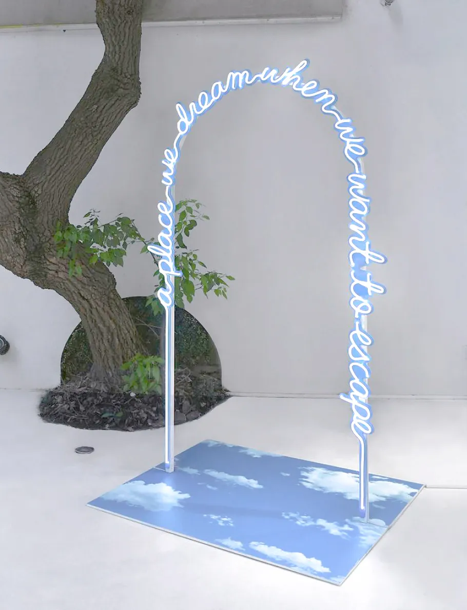 ARTIFACTS Seasonal Window — AW20